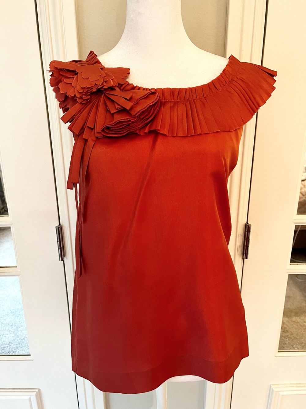 J. CREW 100% Silk Sleeveless Burnt Orange Blouse Pleated Collar Size 8